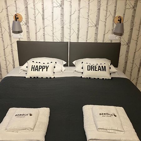 Bergui Guesthouse - Em Guimaraes Desde 2017 מראה חיצוני תמונה