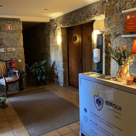 Bergui Guesthouse - Em Guimaraes Desde 2017 מראה חיצוני תמונה