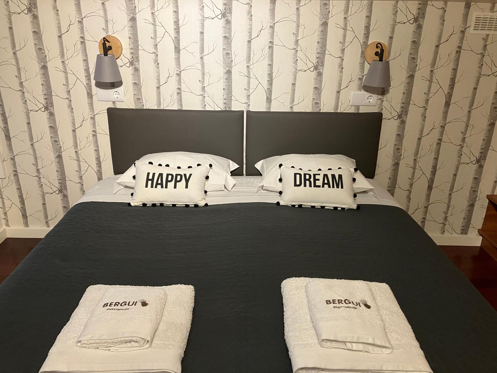 Bergui Guesthouse - Em Guimaraes Desde 2017 מראה חיצוני תמונה