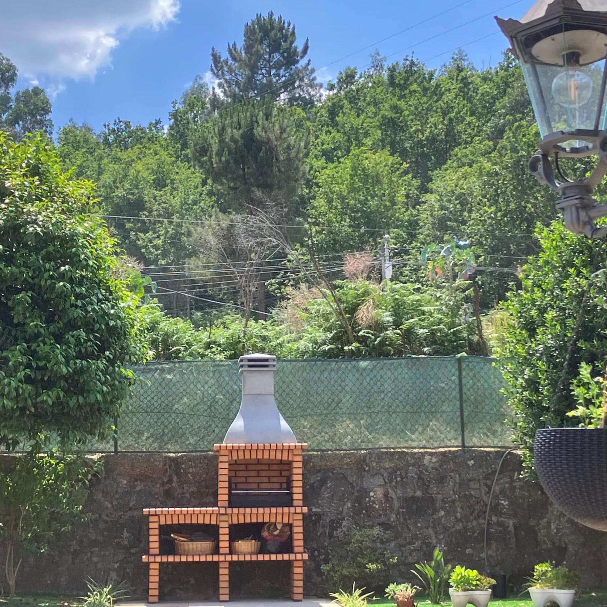 Bergui Guesthouse - Em Guimaraes Desde 2017 מראה חיצוני תמונה
